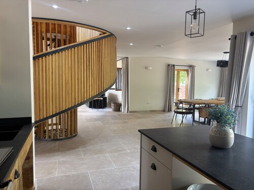 Lime Tree House - Sleeps 12 - Hot Tub