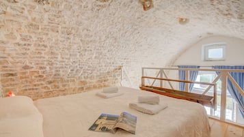 3 dormitorios, tabla de planchar con plancha, wifi gratis y ropa de cama
