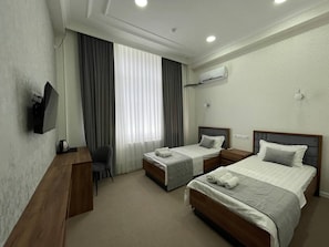 صورة غير مصنفة، 4 من 10، زرّ