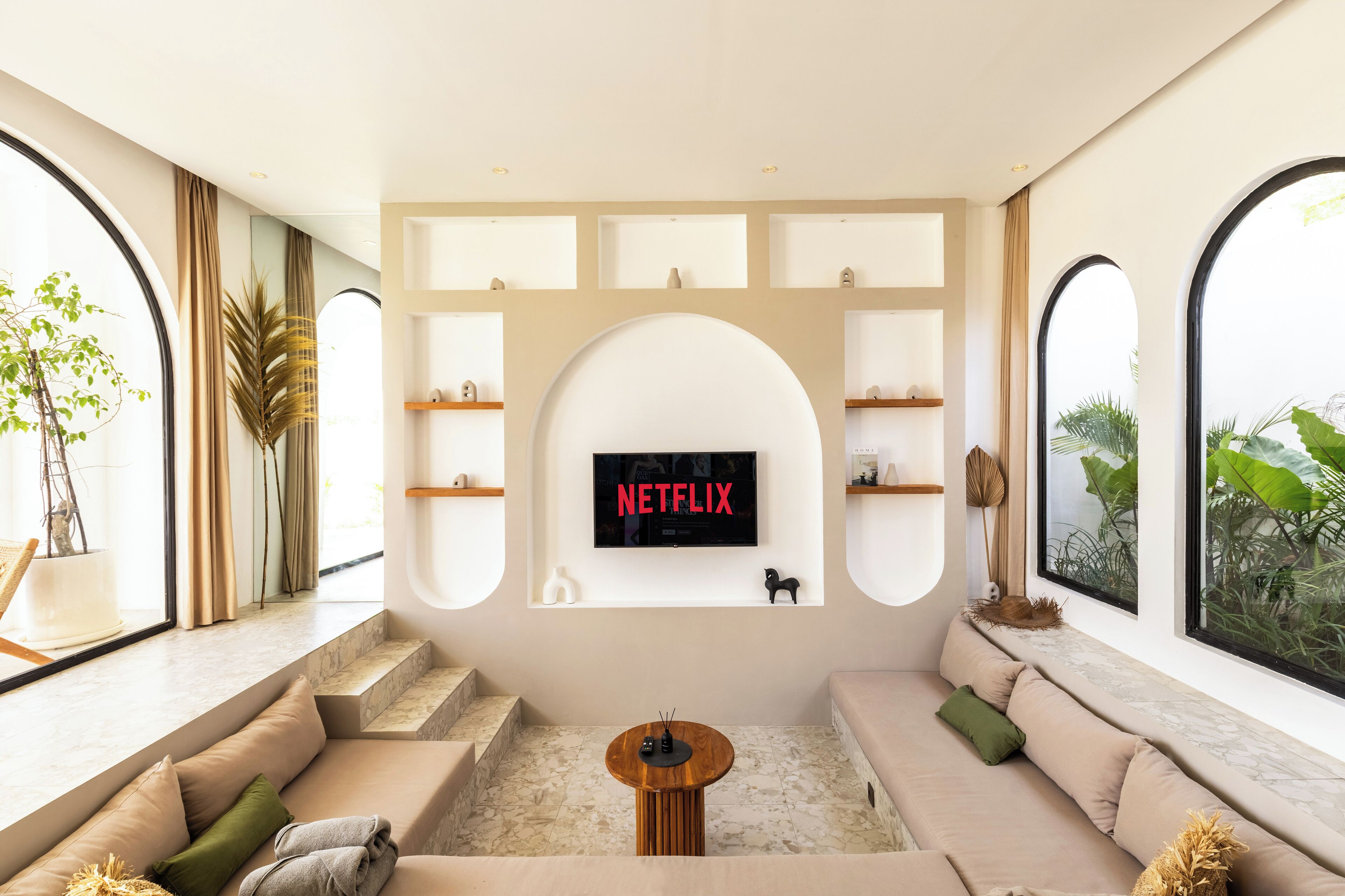 City Villa | Living room | LED TV