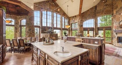 Luxe Mountain Village Retreat | Hot Tub w/ Views
