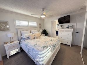 2 bedrooms, desk, iron/ironing board, free WiFi