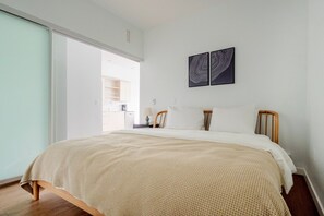 1 chambre, fer et planche à repasser, Wi-Fi, draps fournis
