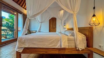 Villa with Pool View | Free WiFi, bed sheets