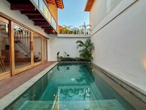 Villa with Pool View | 客房景觀