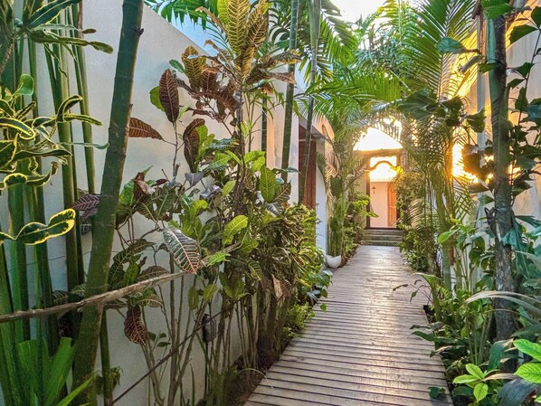 Villa with Pool View | Free WiFi, bed sheets