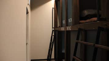 Cabin, chỉ dành cho nữ, không hút thuốc | Két bảo mật tại phòng, bộ trải giường