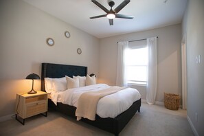 3 bedrooms, iron/ironing board, free WiFi