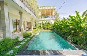 Piscina externa