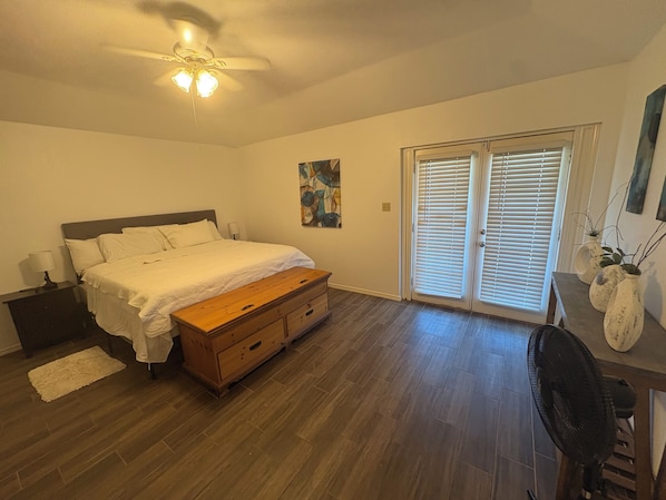 3 habitaciones, tabla de planchar con plancha y wifi gratis 
