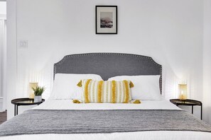 3 bedrooms, desk, travel crib, free WiFi