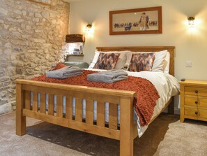 1 bedroom, free WiFi - The Cowshed - UK50283 (Earl Sterndale, near Buxton)