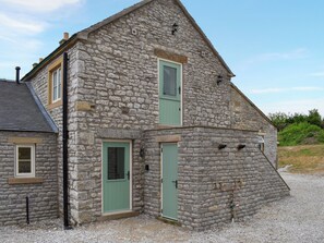 Exterior - The Cowshed - UK50283 (Earl Sterndale, near Buxton)