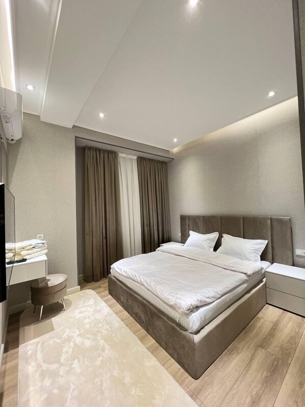 Departamento Elite | Cortinas blackout, tabla de planchar con plancha y wifi gratis 