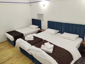 Basic Triple Room, 3 Single Beds - Hotel Caravansaray Rashid in Bukhara  (Bukhara)