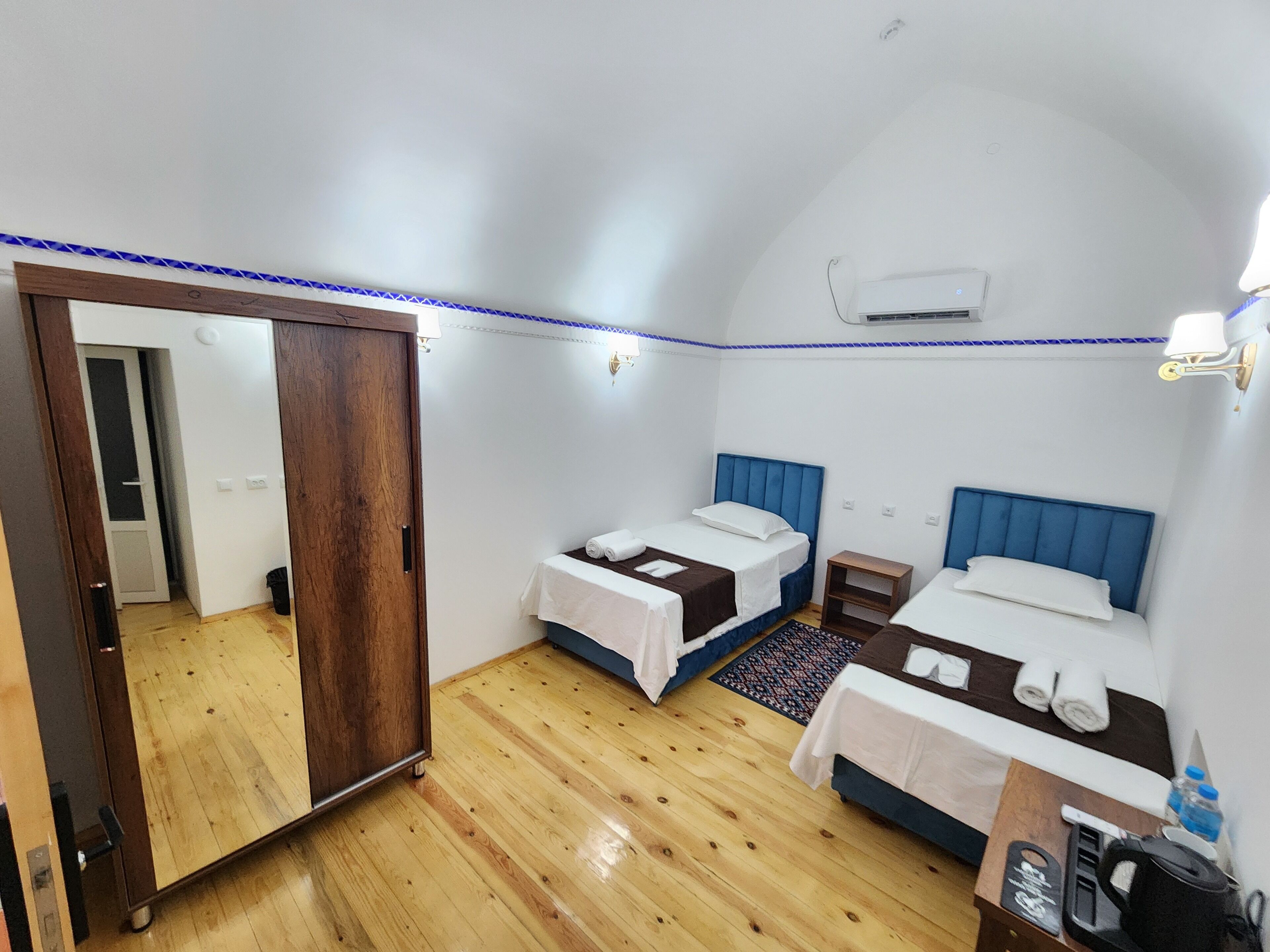 Classic Twin Room | Desk, laptop workspace, soundproofing, free WiFi