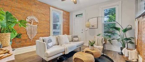 Télévision, espaces bureaux