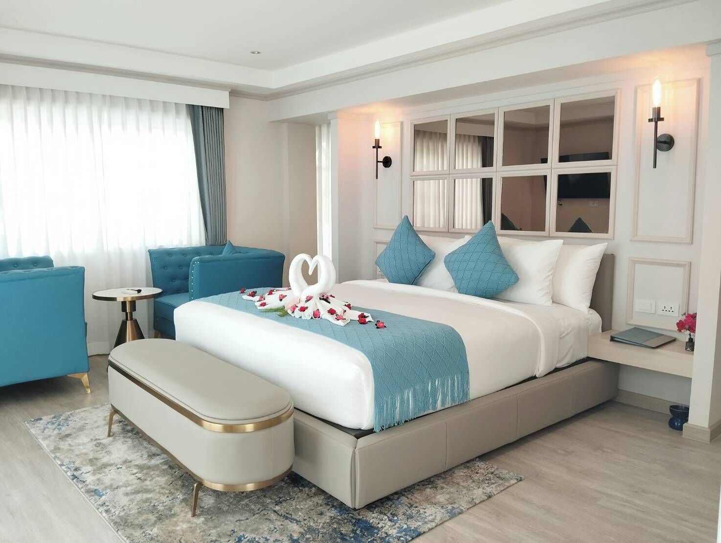 In-room safe, desk, blackout curtains, free WiFi