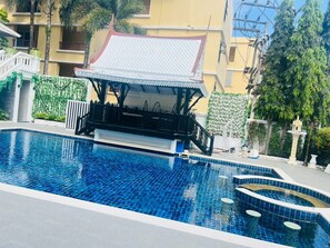Bahagian luar