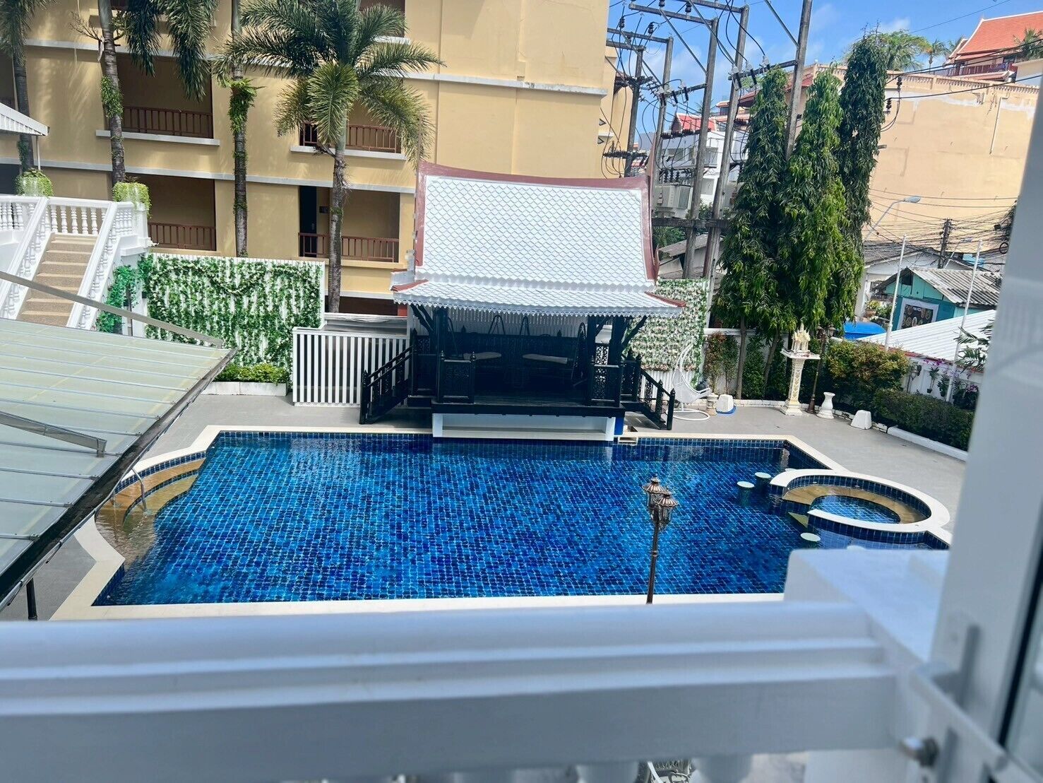 บริเวณภายนอก