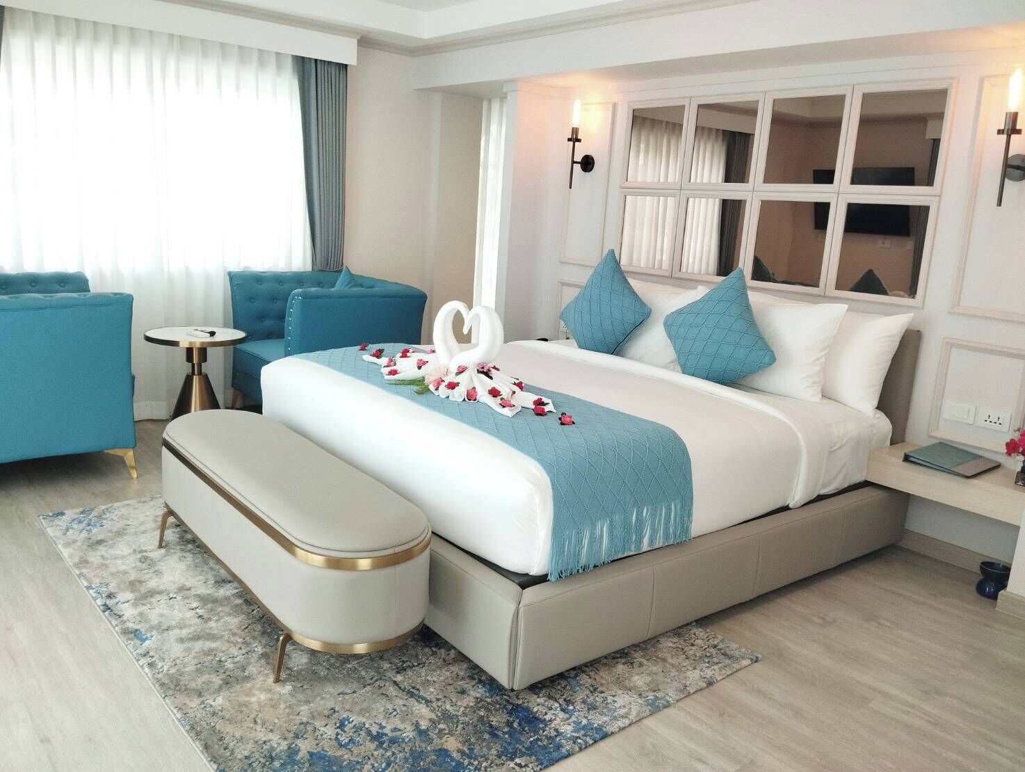 Coffres-forts dans les chambres, bureau, rideaux occultants