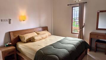 Family Room | Free WiFi