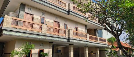 Fachada da propriedade