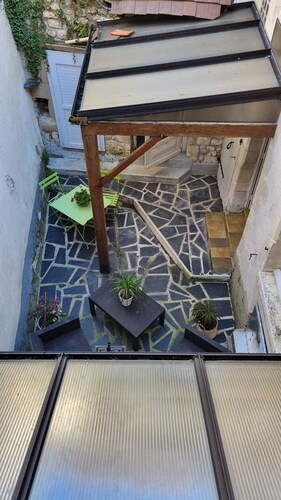 Charming house with courtyard and terrace