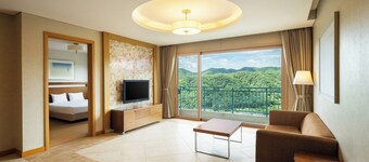 Oakvalley Resort Hills Village