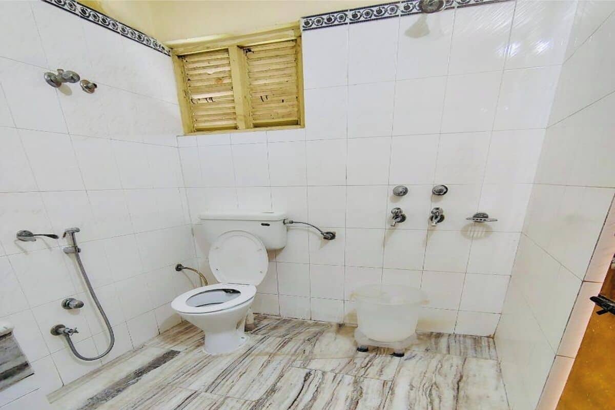 Habitació familiar | Bany | Dutxa, tovalloles, sabó i xampú