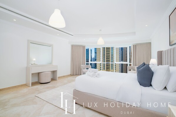 Apartment | Blackout curtains, iron/ironing board, free WiFi - LUX The Al Seef Marina Suite 2 (Dubai)