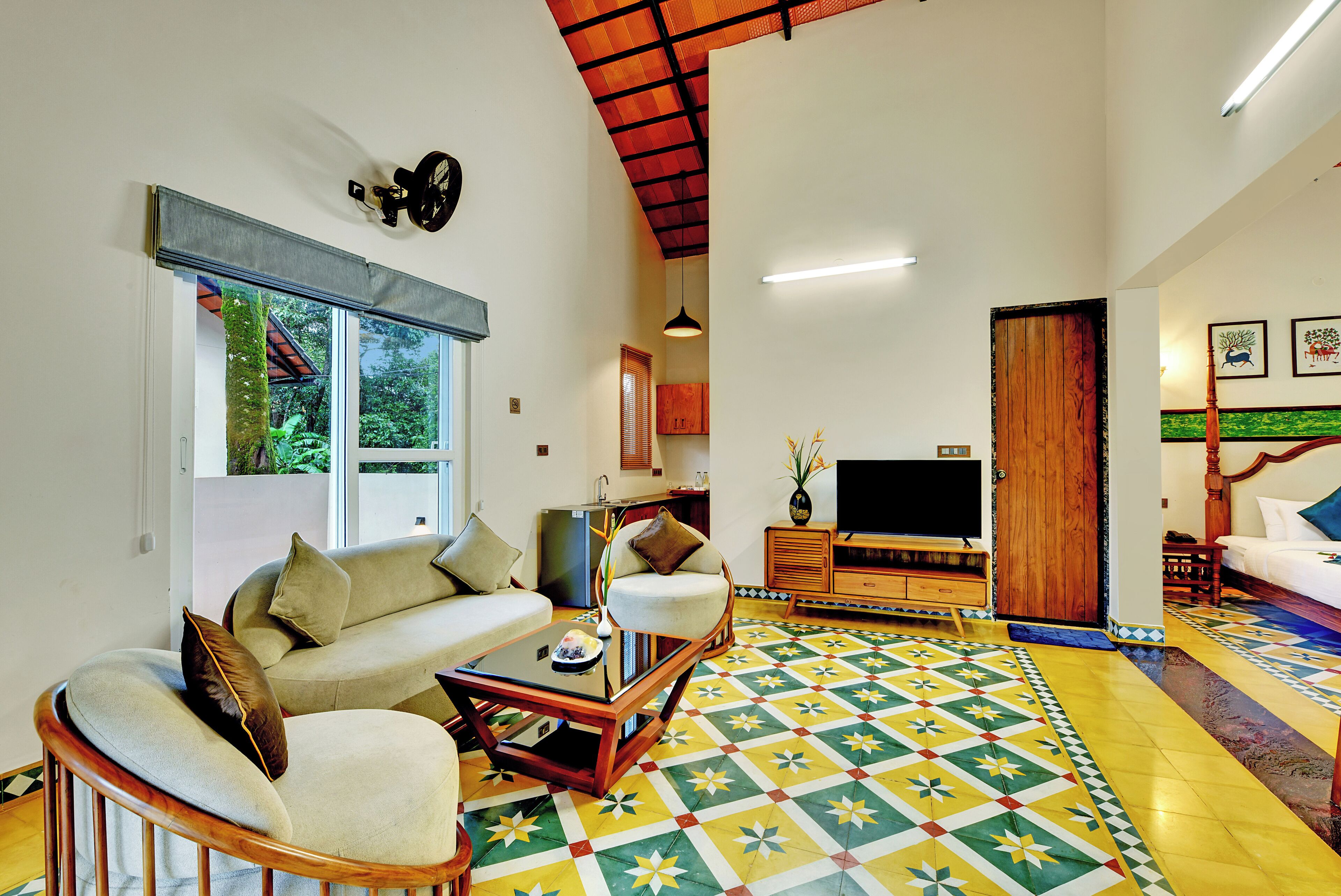 Comfort Bungalow, Pool View | Living area