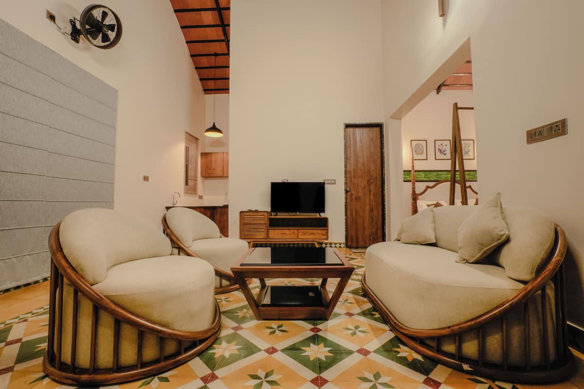 Bungalow Confort, vistas a la piscina | Sala de estar