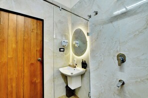 Bathroom - Vishmaa Resort (Madikeri)