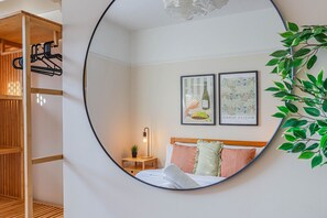 1 bedroom, iron/ironing board, free WiFi, bed sheets