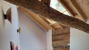 2 bedrooms, WiFi, bed sheets - Cosy and comfortable 3* village house (Dorres)