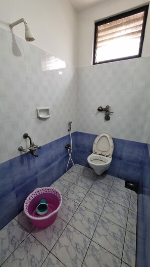 Towels, soap, toilet paper