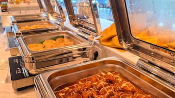 Daily breakfast for a fee