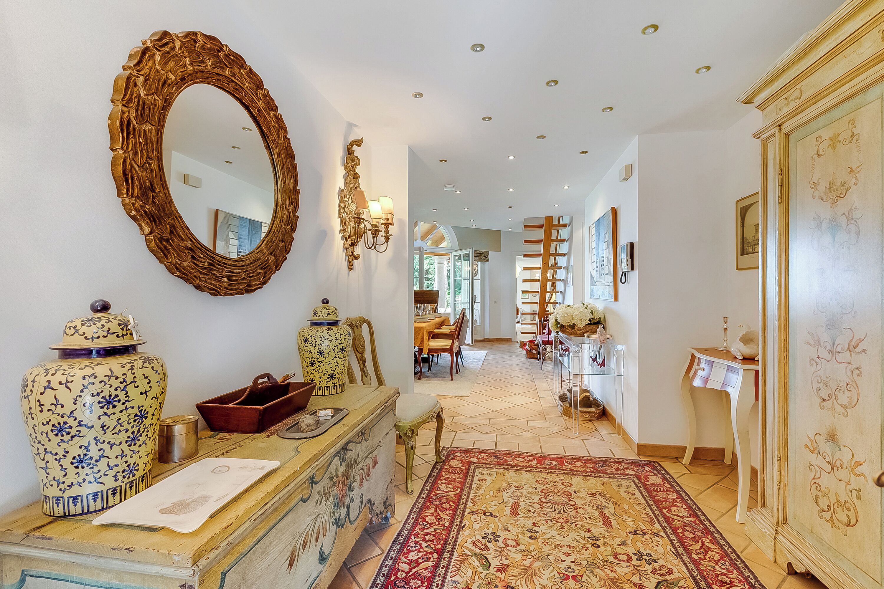 Villa Familiale, 4 chambres, cheminée, côté montagne (Villa Tre Pini Garden Escape) | Hall