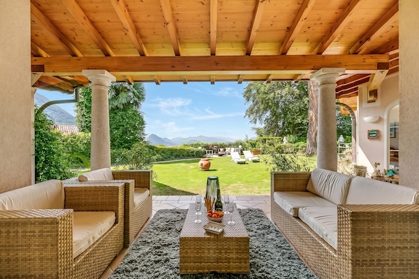 Villa Familiale, 4 chambres, cheminée, côté montagne (Villa Tre Pini Garden Escape) | Terrasse/Patio
