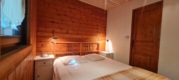 Apartamento | 3 dormitorios y tabla de planchar con plancha