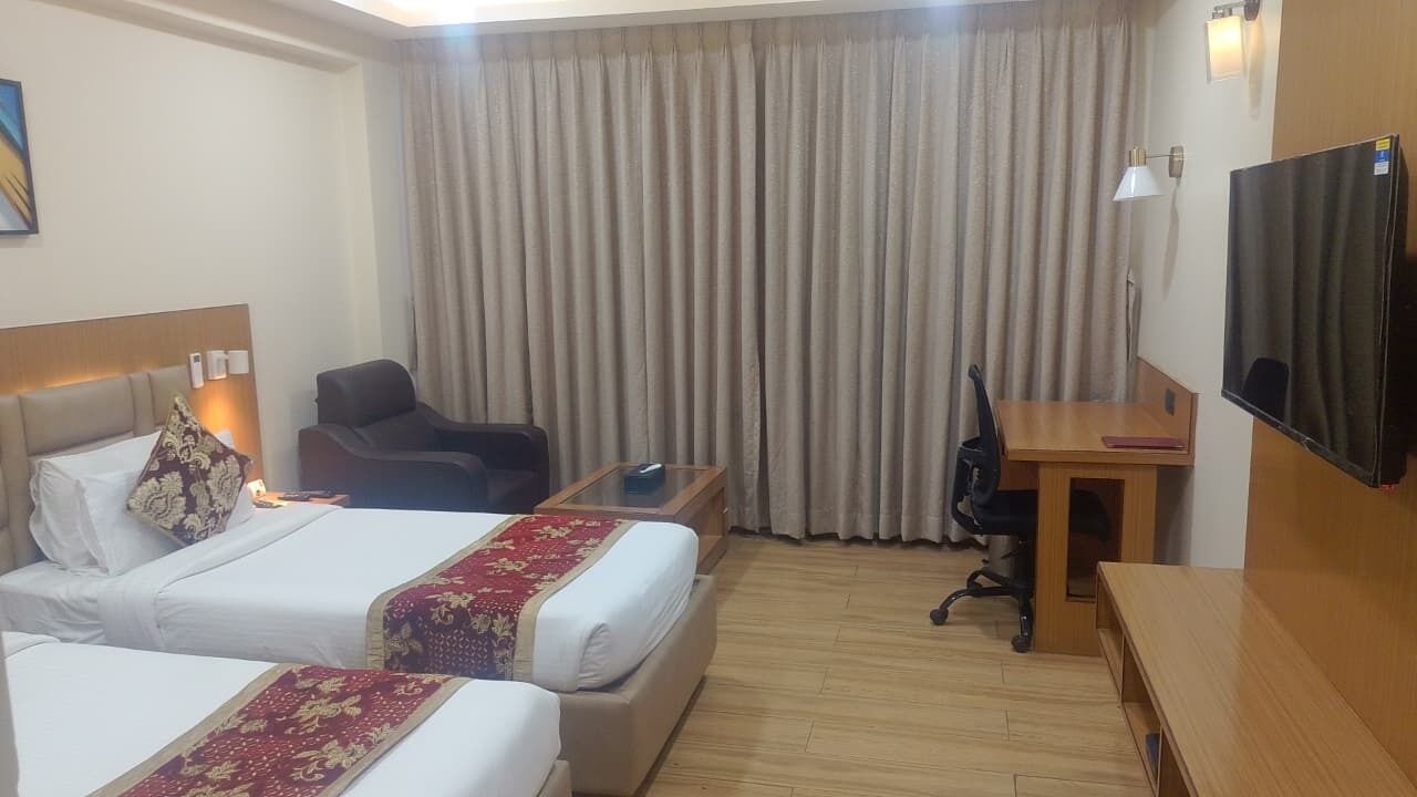 Premium Twin Room | In-room safe, blackout curtains, soundproofing, iron/ironing board
