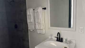 Handtücher, Toilettenpapier