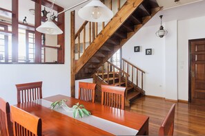 Dining - Charming 2-Level Apartment in Voula with Sea & Mountain Views (Voula)