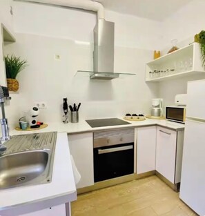 Microwave, oven, stovetop