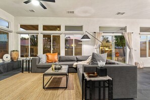 Smart TV, fireplace, offices