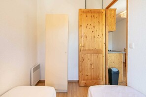 1 bedroom, Internet