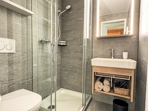 Hair dryer, towels