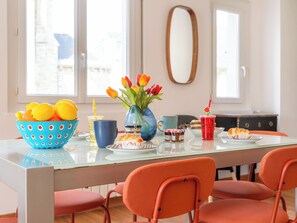 تناول الطعام