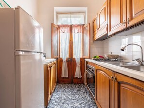 Fridge, oven, toaster, high chair